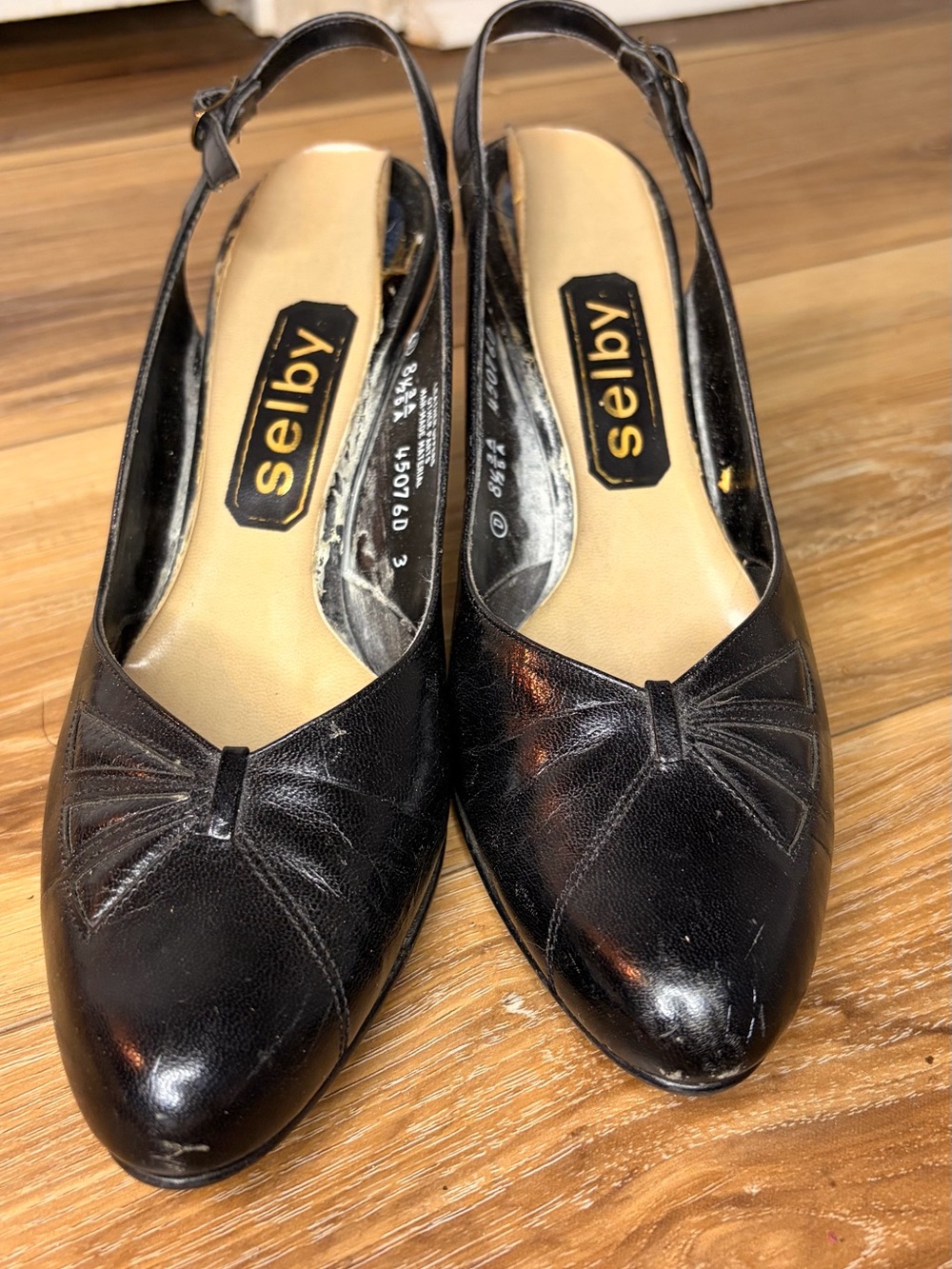 Vintage 70s Selby Black Leather Slingback Heels 8.5 3A/5A Narrow Original Box